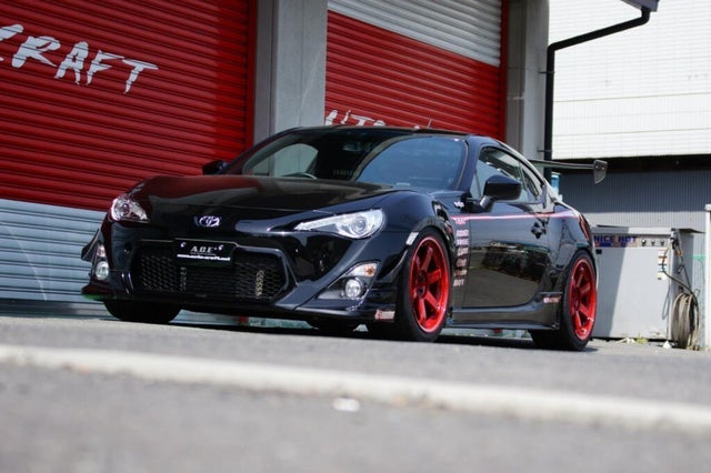 トヨタ 86(ZN6)・スバル BRZ(ZC6) | ロータリー、トヨタ車