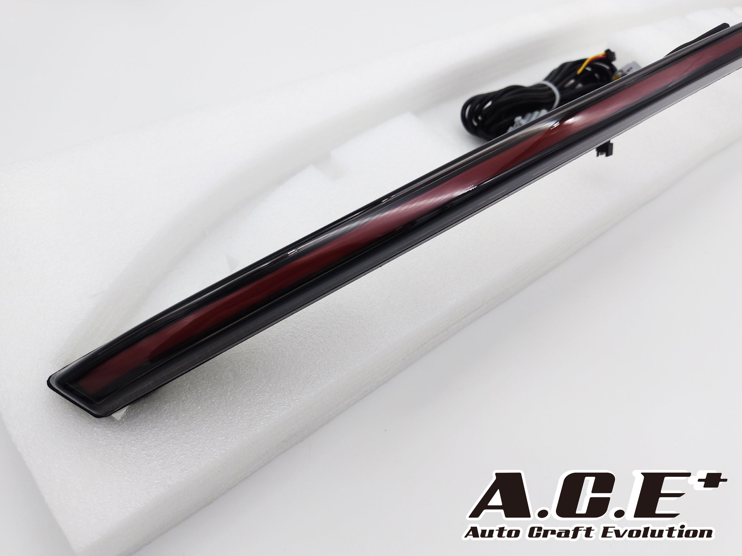 LEDリヤガーニッシュ(GR86/BRZ)1625 | ロータリー、トヨタ車